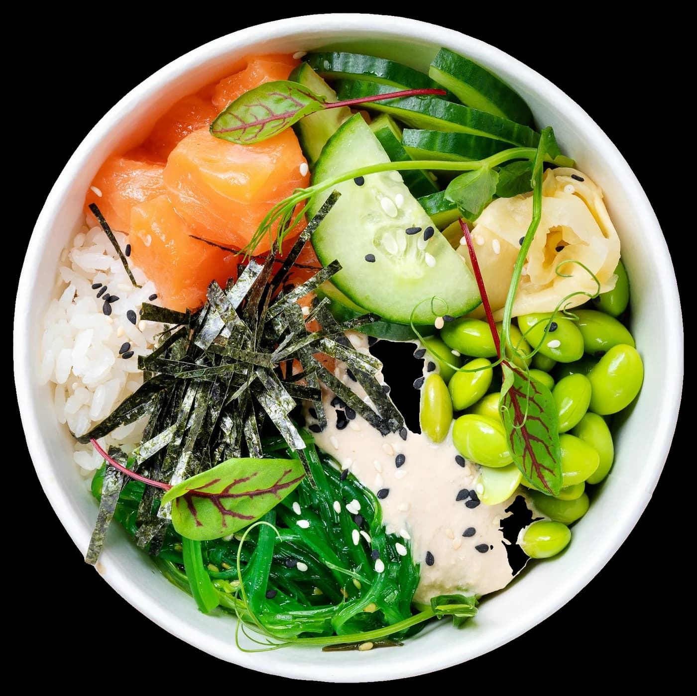 Poke bowl au saumon, edamame, concombre et algues